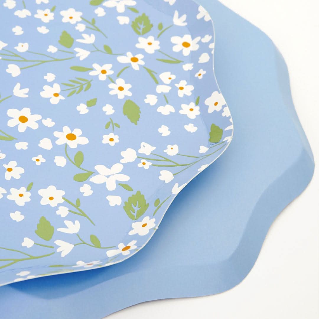 Ditsy Floral Paper Side Plates – 8.5